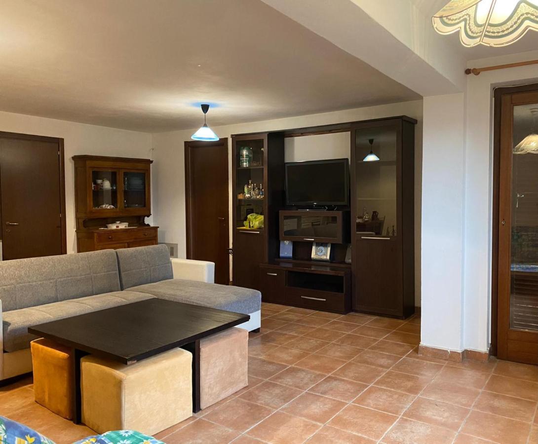 I Gufetti Villa San Savino  Exterior photo